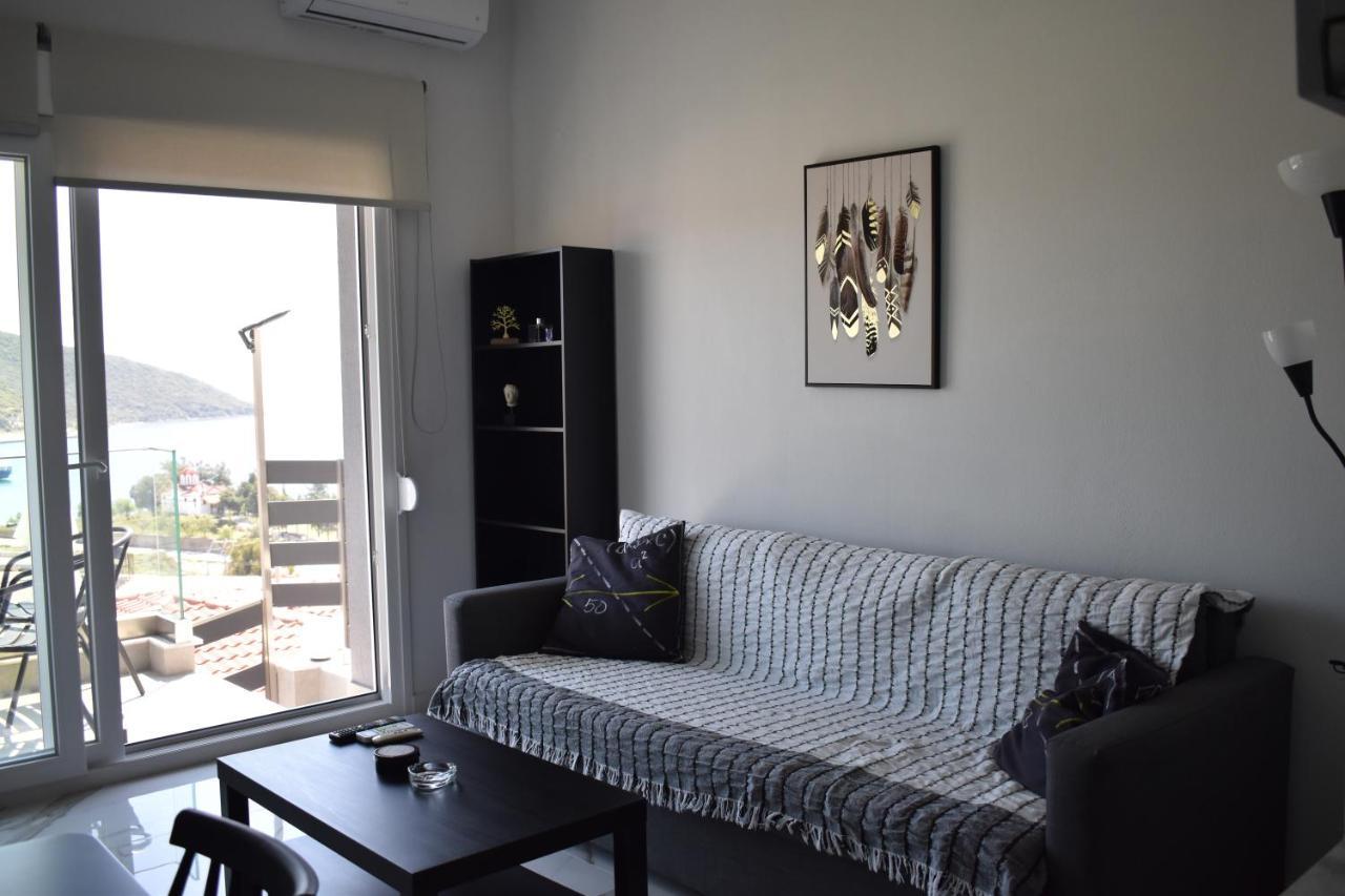Fotini's maisonette ELIA Néa Péramos Extérieur photo